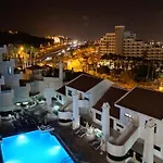 - Sleeps 4 - Jacuzzi - Terrace - Pool Lägenhet Costa Adeje (Tenerife)
