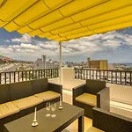 - Sleeps 4 - Jacuzzi - Terrace - Pool *
