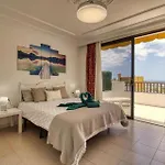 - Sleeps 4 - Jacuzzi - Terrace - Pool Адехе