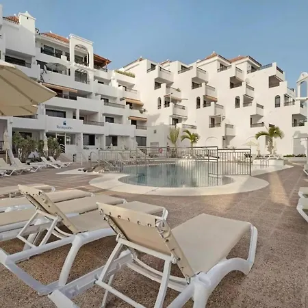 Penthous 2 Bed Room - Jacuzzi - Terrace - Pool אדחה