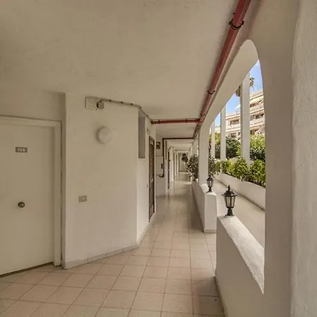 Penthous 2 Bed Room - Jacuzzi - Terrace - Pool אדחה