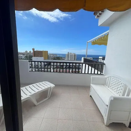 Penthous 2 Bed Room - Jacuzzi - Terrace - Pool