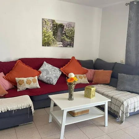 Penthous 2 Bed Room - Jacuzzi - Terrace - Pool דירה אדחה