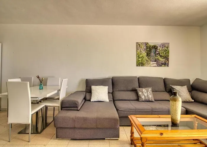 - Sleeps 4 - Jacuzzi - Terrace - Pool * Costa Adeje (Tenerife)