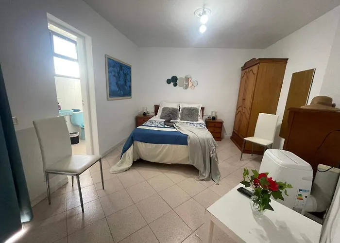 - Sleeps 4 - Jacuzzi - Terrace - Pool Costa Adeje (Tenerife)