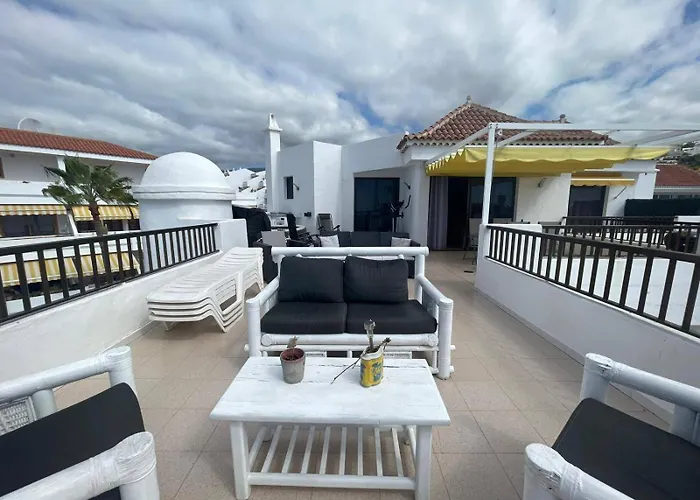 公寓 - Sleeps 4 - Jacuzzi - Terrace - Pool *