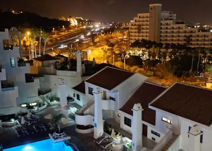 - Sleeps 4 - Jacuzzi - Terrace - Pool Appartamento Costa Adeje (Tenerife)